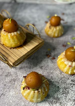 A picture of Gulab Jamun Mini Bundt Cakes.