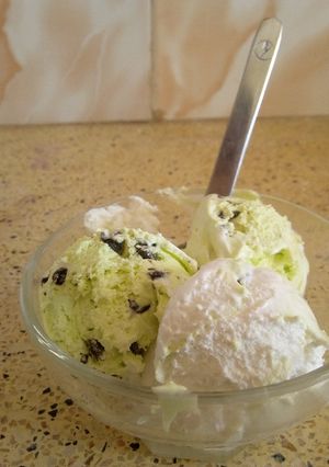 A picture of Chocomint icecream.