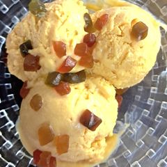 A picture of Bread ice-cream.