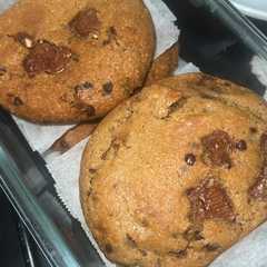 (Ko máy trộn, ko lò nướng) New York Cookies Trong Dai Ngoài Giòn Ngập Ngụa Chocolate-レシピのメイン写真