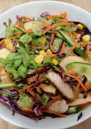 Hình của món Salad ngũ sắc giảm cân.