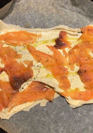 Foto principal de Pizza (masa casera)de salmón