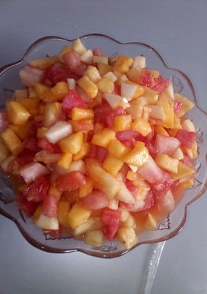 Hadin kayan marmari(fruit salad) ainihin hoton girkin