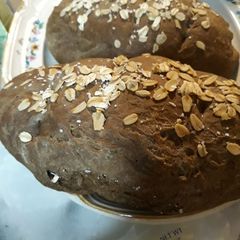 Three Little Molasses Loaves A picture of Three Little Molasses Loaves.