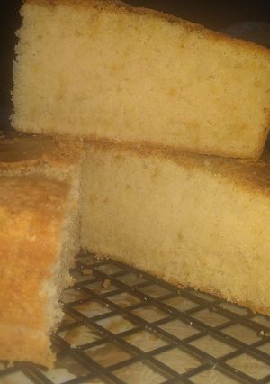 Una foto de Bizcochuelo de vainilla con aceite