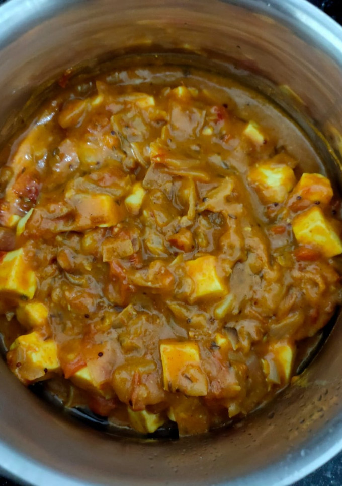 குட மிளகாய் பன்னீர் மசாலா செய்முறை முக்கிய புகைப்படம்