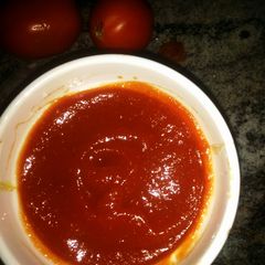 A picture of Home made tomato ketchup.