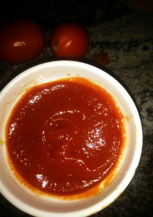 A picture of Home made tomato ketchup.