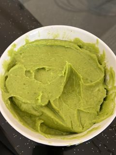 Una foto de Guacamole casero
