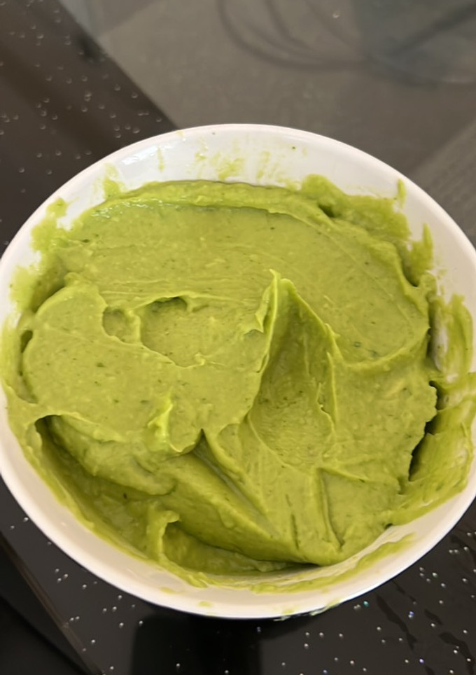 Una foto de Guacamole casero