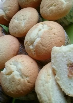 Una foto de Cupcakes (rellenos con dulce de leche)