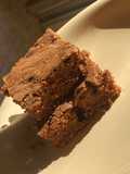 Brownies súper húmedos y fáciles, con mucho sabor a chocolate y una textura irresistible. 🍫✨