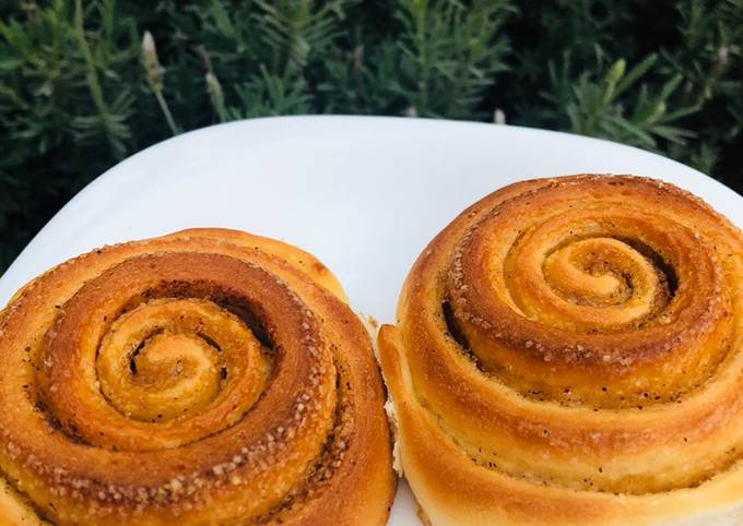 Rolls de canela y manzana