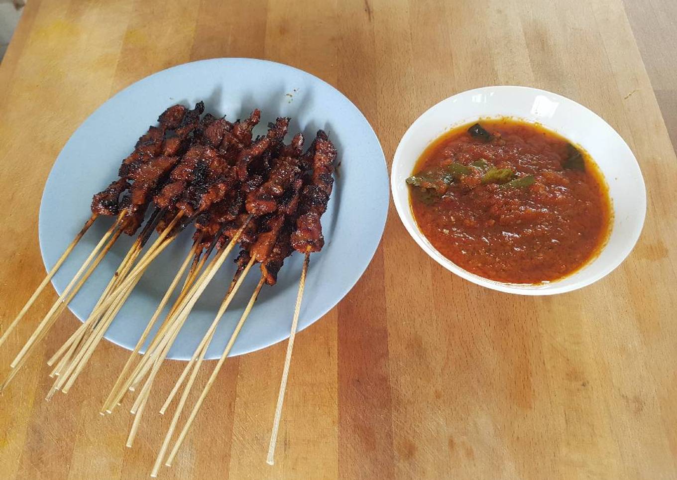 Sate babi plecing khas singaraja