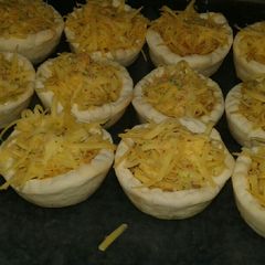 A picture of Chicken Flower Cups.