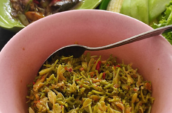 Bagaimana Menyiapkan Tumis Bunga Pepaya / Tumis Kembang Pepaya, Bikin Ngiler