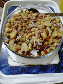 A picture of White ChanaChaat.