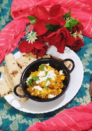 A picture of Dhaba style paneer Gravy / Paneer Bhurji 🌹😋.