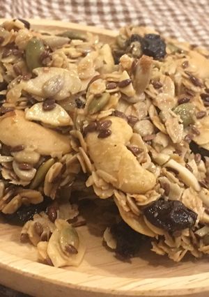 รูปของ Easy Homemade Granola Bitesคุ้กกี้ธัญพืช ไร้แป้ง