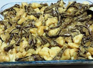 Una foto de Salsa de hongos secos (para acompañar pastas)