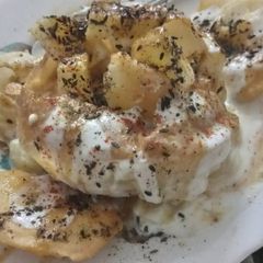 A picture of Raj Kachori.