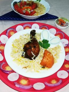 चिकन बिरयानी (chicken biryani recipe in Hindi) रेसिपी मुख्य फोटो