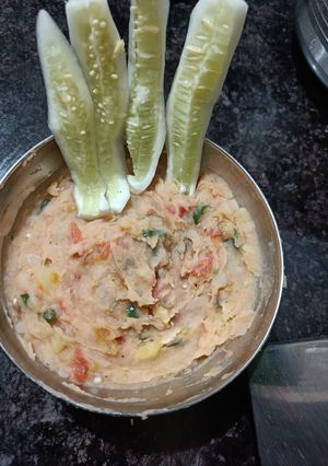 A picture of Dehati Chokha (potato-tomato mixed).