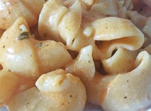 Una foto de Galets en salsa Parmesana