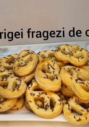 O poză a rețetei Covrigi Fragezi.