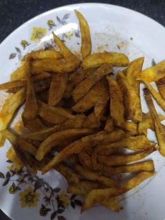 पेरी पेरी पोटॅटो 🥔 फ्रेंच फ्राईज (peri peri potato french fries recipe in marathi) रेसिपी चे मुख्य फोटो 