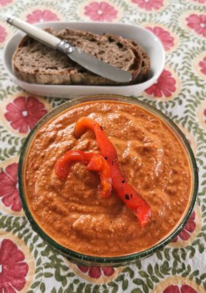 Una foto de Muhammara