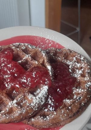 Una foto de Waffles veganos de chocolate