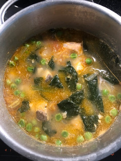 Una foto de Salmón guisado con patatas
