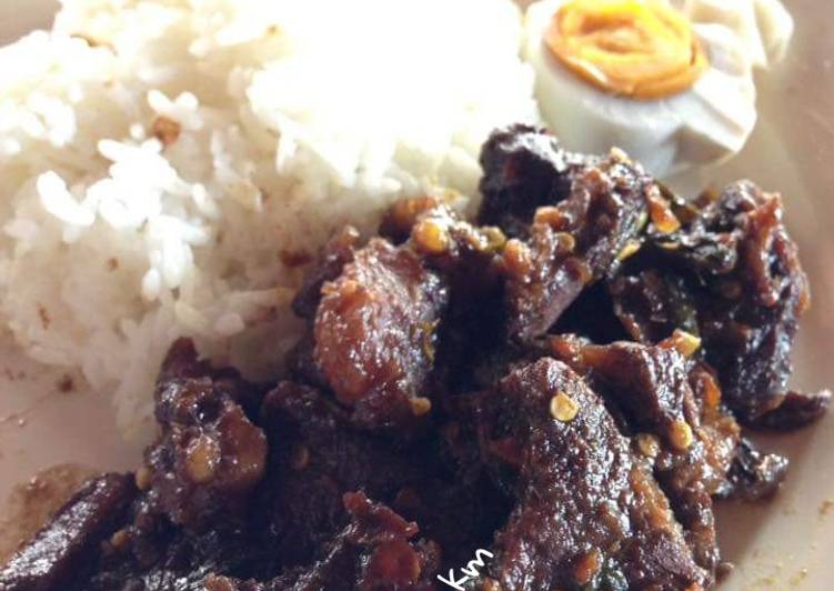 Oseng pedas daging rawon kemarin
