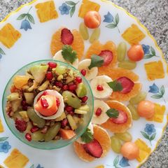 A picture of Fruit chaat.