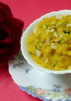 A picture of Moong daal halwa.