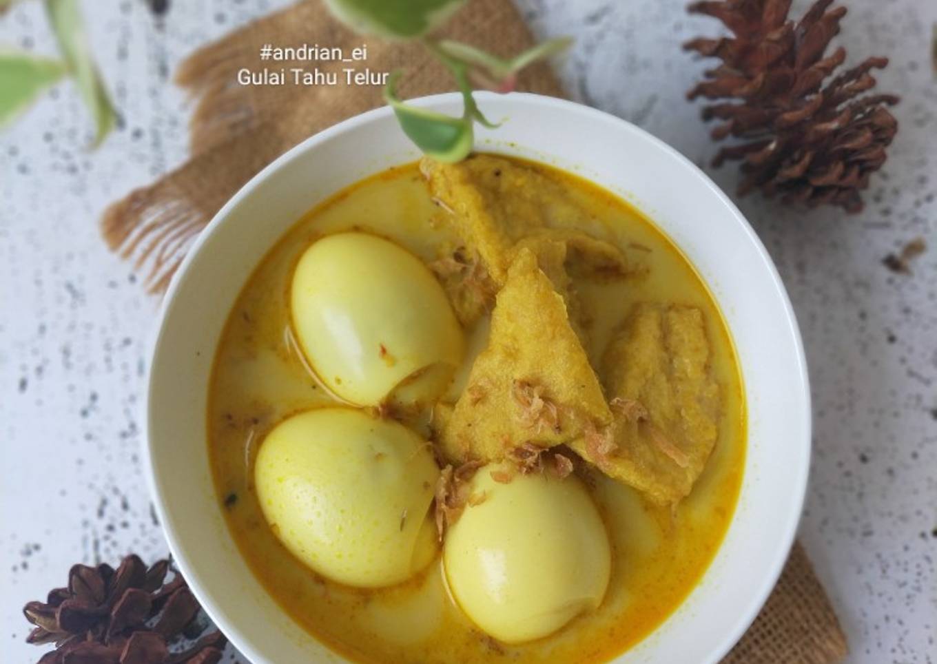 Gulai Tahu Telur