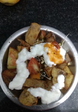 A picture of Instant Aloo chaat.