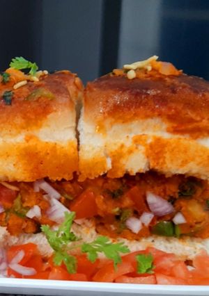 A picture of Tawa Masala Pao.
