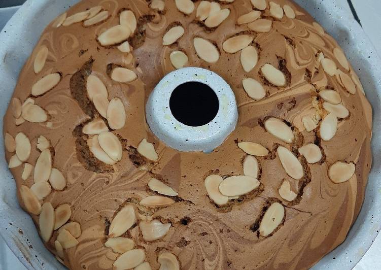 Marmer Cake Almond