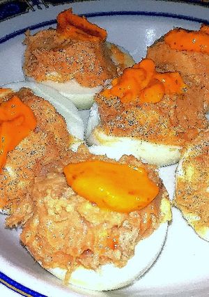 Una foto de Huevos rellenos