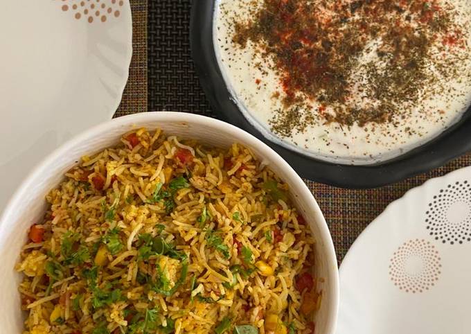 Jhatpat Kadai Pulao with Mix Raita