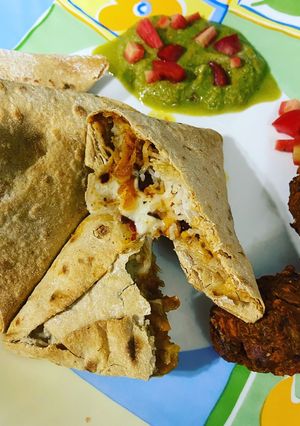 A picture of Burrito with Guacamole.