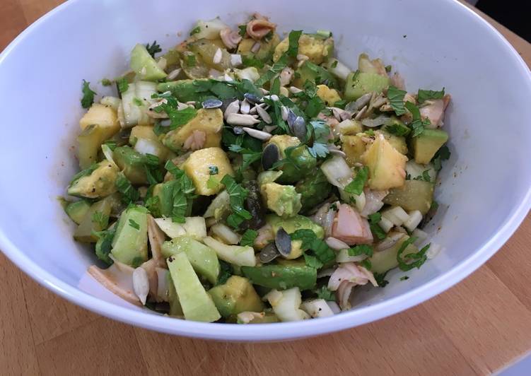 Ensalada de aguacate distinta