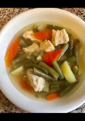 A picture of Easy 'n' Fast Chicken Soup.
