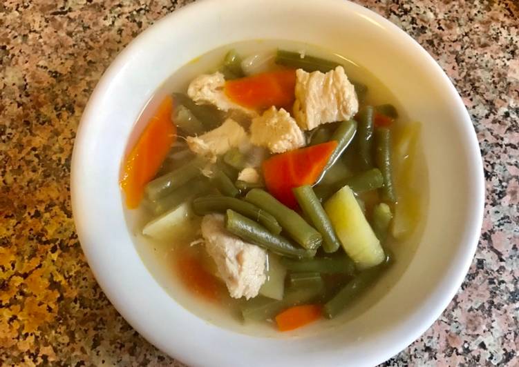 How to Prepare Quick Easy &#39;n&#39; Fast Chicken Soup