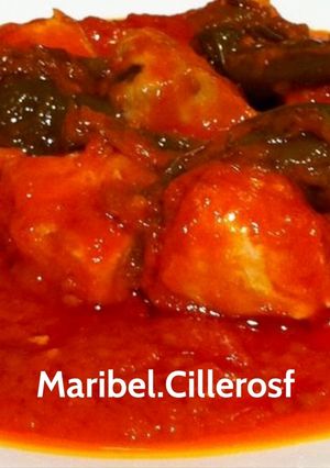Foto principal de Bonito del norte con tomate y pimientos