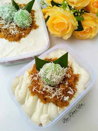 Resep Klepon Cake Dessert Box, Bisa Manjain Lidah