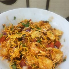 A picture of Cornflakes Bhel.