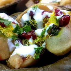 A picture of Dahi Puri or Mitha golgappa.